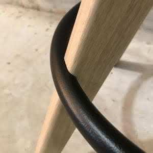 Afrit 29 - Arki ARKW6 barstoel - Pedrali - detail voetsteun