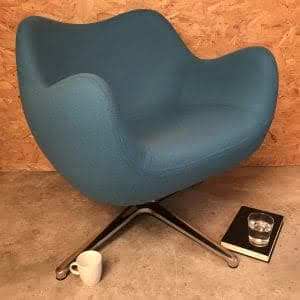 fauteuil RM58 gestoffeerdmet aluminium draaivoet