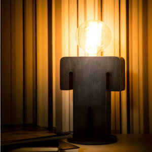 Adam grey tafellamp sfeerfoto.