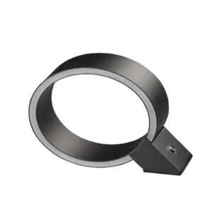 The Q tafellamp zwart met een diameter van 20 centimeter.