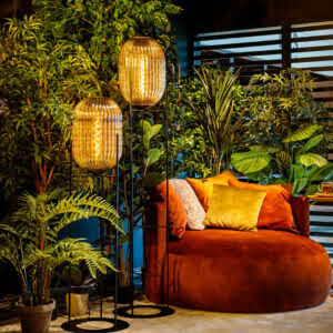 Vloerlamp Glamm S smoke met een diameter van 30 centimeter sfeerfoto 1.