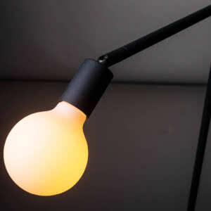 Mike vloerlamp S foto dichtbij 1.