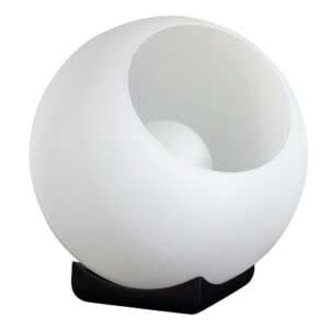 Tafellamp Orb Opaal bol met een diameter van 35 centimeter.