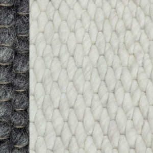 Vloerkleed Monopoli in de kleur 916 staal.