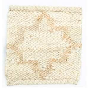 Vloerkleed Token in de kleur bleached natural.